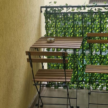 Siriului Studio Boekarest Buitenkant foto