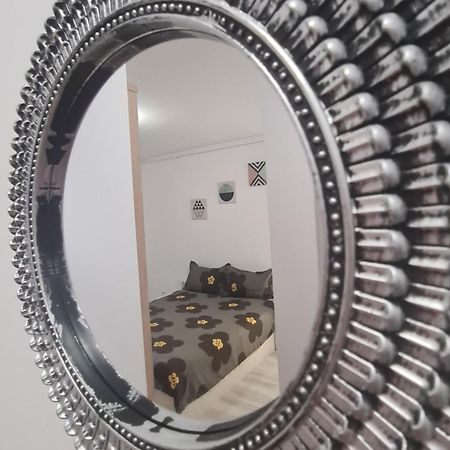 Siriului Studio Boekarest Buitenkant foto