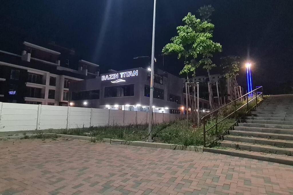 Siriului Studio Boekarest Buitenkant foto
